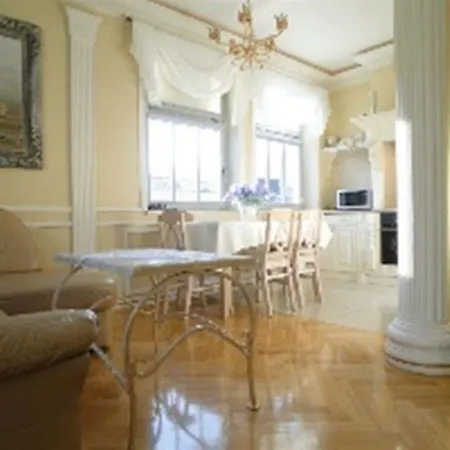 Apartment Aleksander Premium Ul Boh Monte Cassino Z Garazem